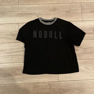 Black NOBULL cropped tee
